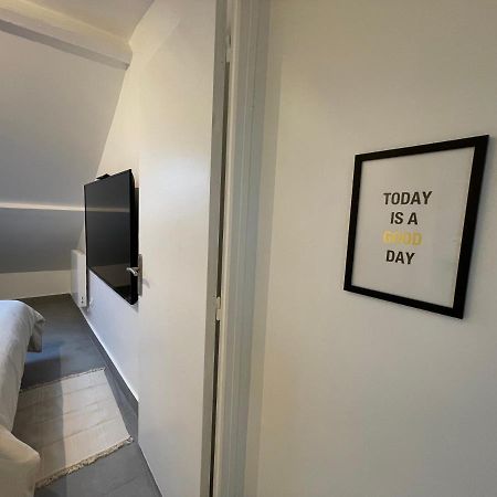 Superbe T3 Duplex Proche Paris & Disneyland Ozoir-la-Ferriere Екстер'єр фото
